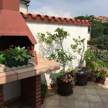 Apartment Lucija Novi Vinodolski Eksteriør billede