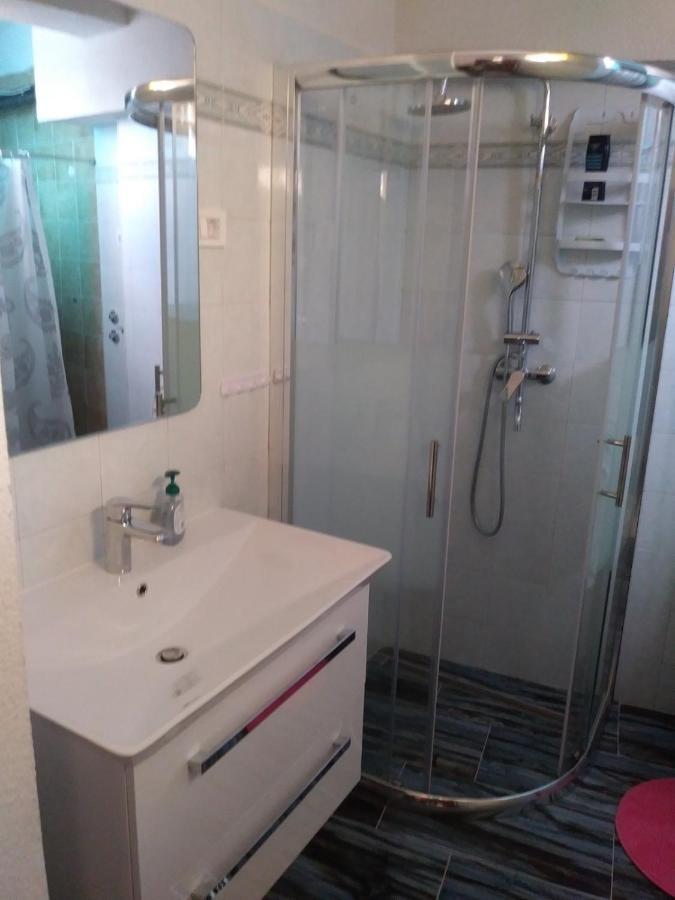 Apartment Lucija Novi Vinodolski Eksteriør billede