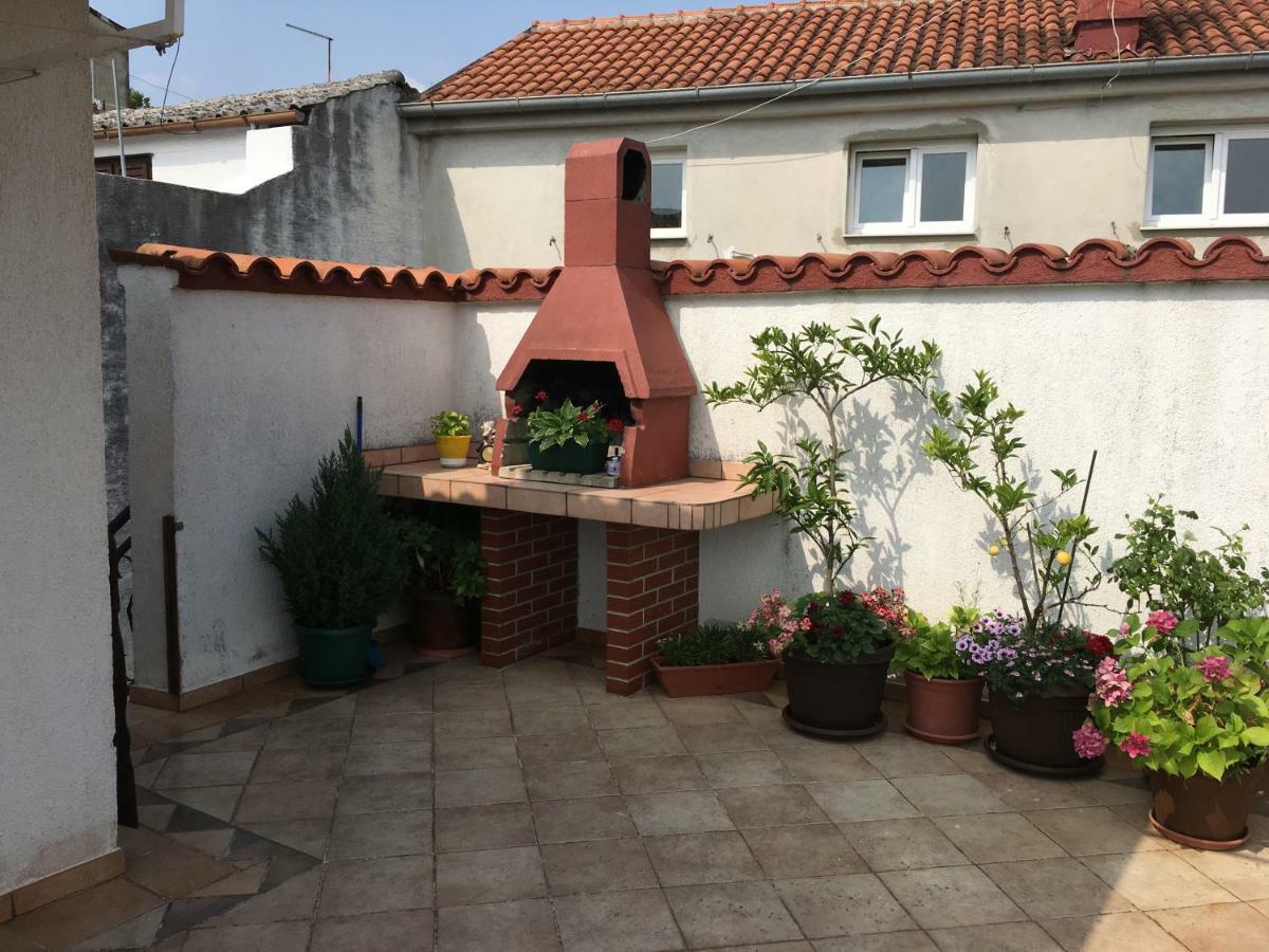 Apartment Lucija Novi Vinodolski Eksteriør billede